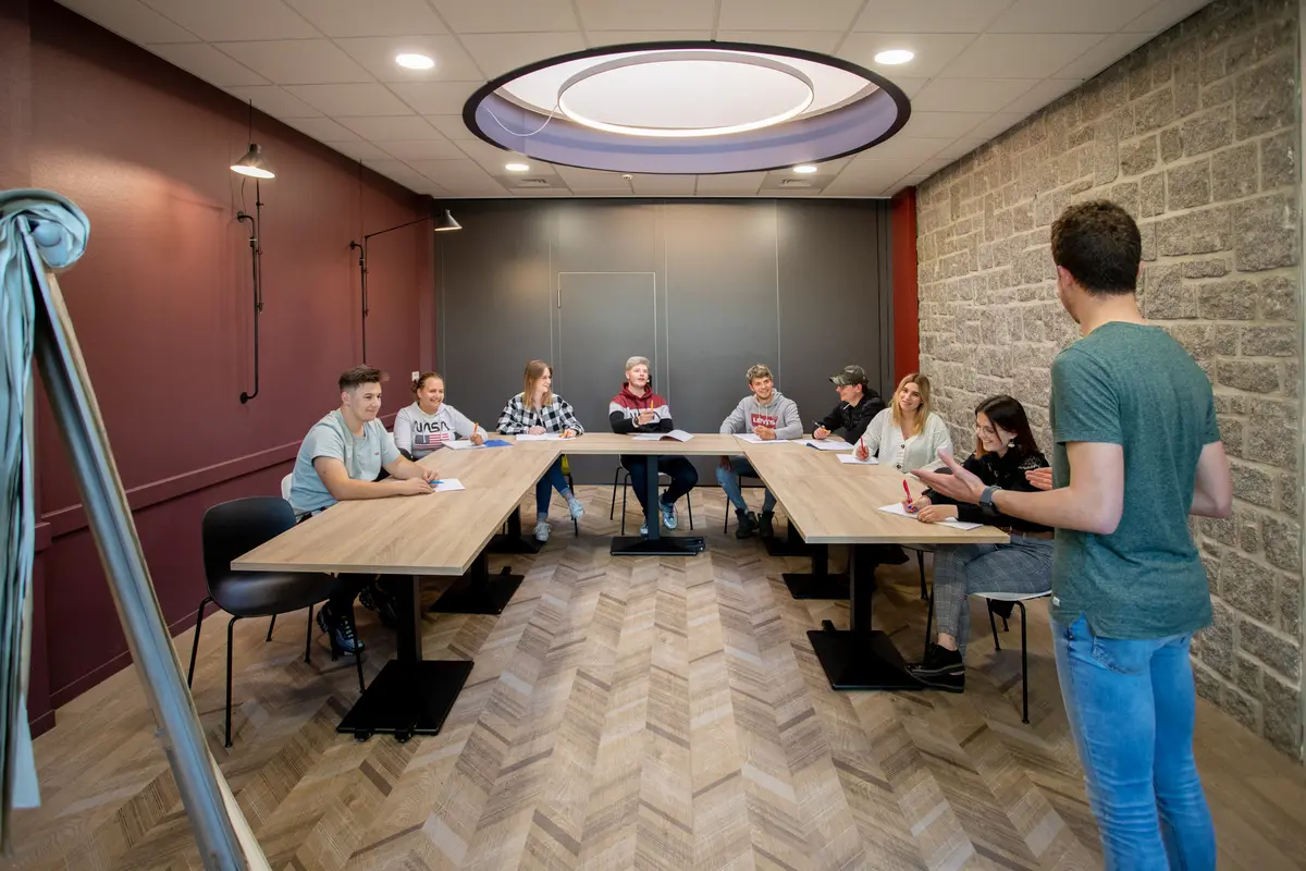 Résidence Habitat Jeunes, Fougères — Nolwenn Kevell, architecte d’intérieur — vue 3